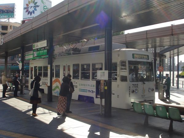 広島に行く人も広島におる人も 広島の街 広島駅前 南口